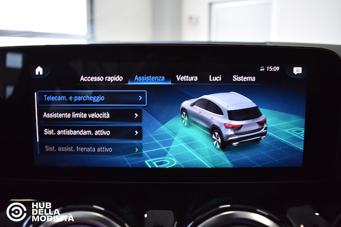MERCEDES-BENZ GLA 220 d Automatic 4Matic Premium